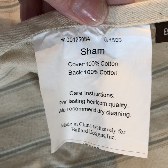 26x26 spa sham from Ballard Designs NEW - Picture 6 of 6